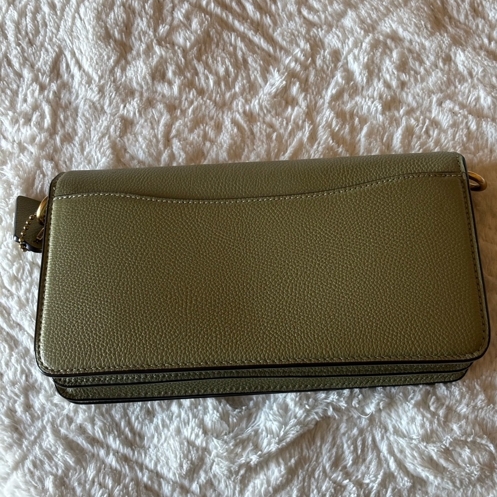 Coach Tabby 26 in Moss/Gold w/Leather Wrapped “C” Emblem - Picture 8 of 12